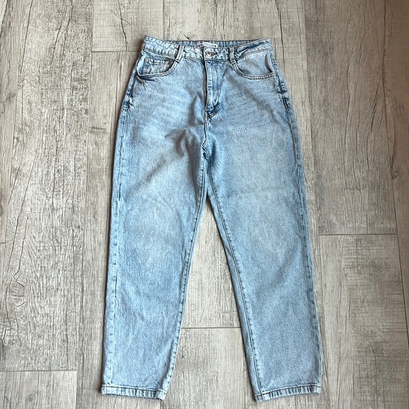 Zara Denim - Zara Women Jeans Size: 8 Color: White Wash